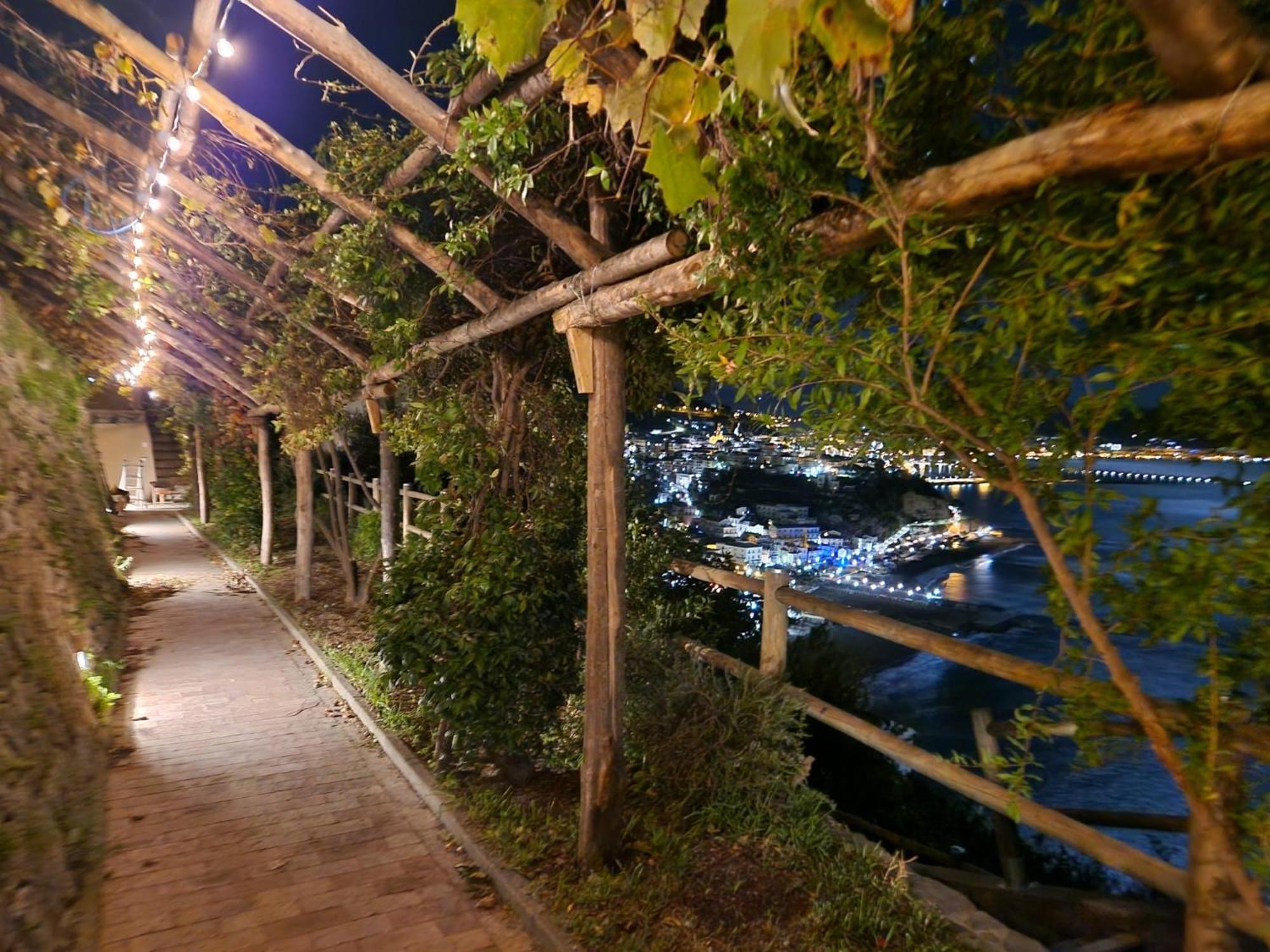 In Costa Relais & Luxury Suites Vietri Exterior foto