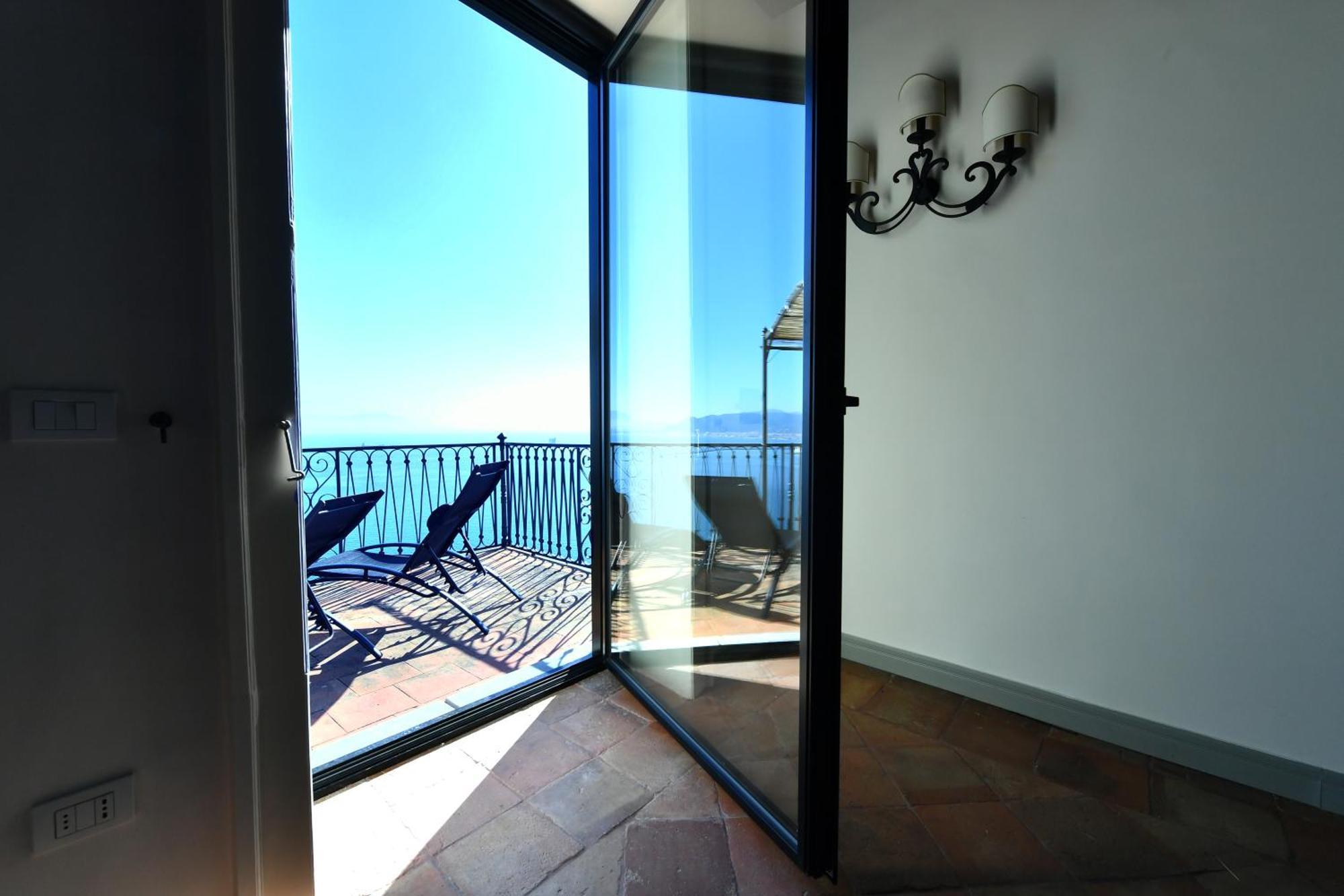In Costa Relais & Luxury Suites Vietri Exterior foto